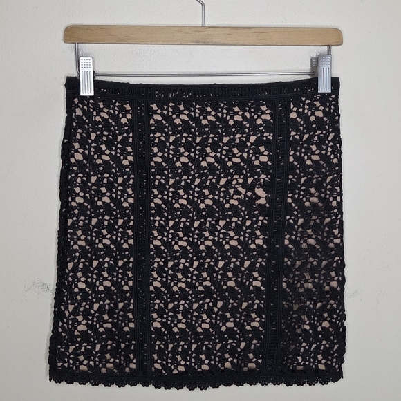 Kendall & Kylie | Black Lace Mini Skirt Nude Lining Size XS - Picture 1 of 5